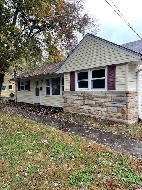 property at 9215 ARISTIDES DR