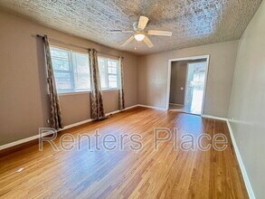 5611 S Rockford Ave in Tulsa, OK - Building Photo - Building Photo