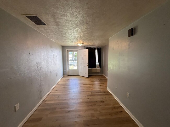 property at 2013 N 11th St