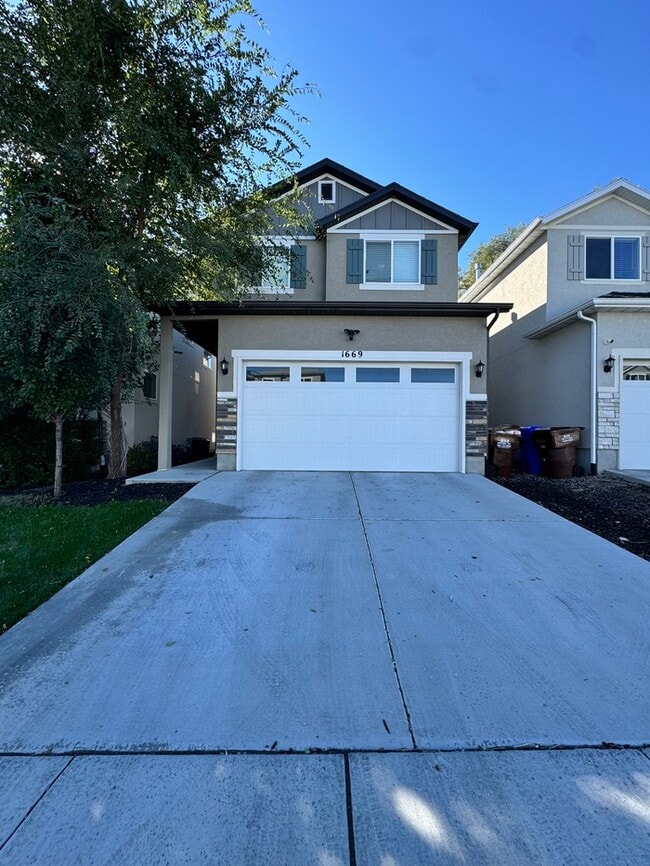 property at 1669 W Rockaway Ln