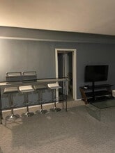 2240 E Tremont Ave in Bronx, NY - Building Photo - Building Photo