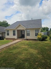 1817 N 14th St in Fort Smith, AR - Building Photo - Building Photo