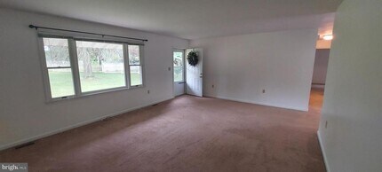13335 Old Annapolis Rd in Mount Airy, MD - Building Photo - Building Photo