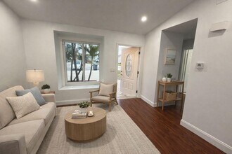 9785 Ridge Creek Rd in Boca Raton, FL - Building Photo - Building Photo