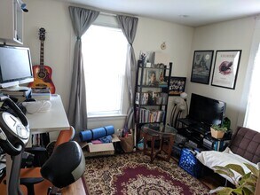 7 Durham St, Unit 3 in Somerville, MA - Building Photo - Building Photo