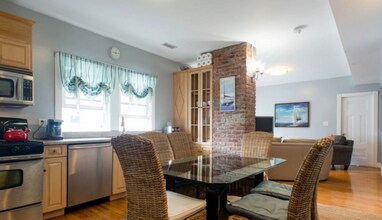 18 Holton St in Boston, MA - Building Photo - Building Photo