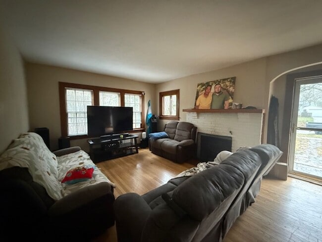 806 S Lynn St in Champaign, IL - Building Photo - Building Photo