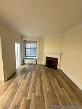 62 Boylston St, Unit 422 in Boston, MA - Building Photo - Building Photo