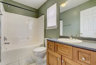 3361 Sawtooth Dr in Tallahassee, FL - Building Photo - Building Photo
