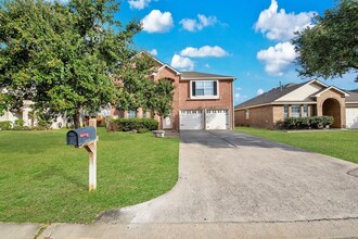 25214 Barmby Dr in Tomball, TX - Foto de edificio - Building Photo