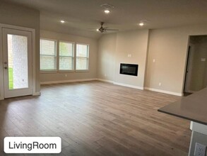 4913 Bellhurst Dr in McKinney, TX - Foto de edificio - Building Photo