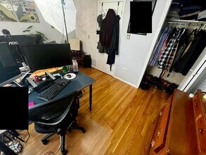 250 Congress Ave in Chelsea, MA - Foto de edificio - Building Photo