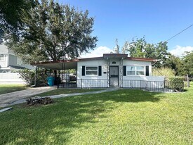 2125 Piedmont St in Orlando, FL - Building Photo