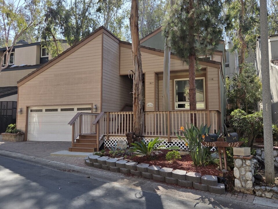 24776 Glenwood Dr in Lake Forest, CA - Building Photo