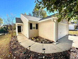 1686 Sandpiper Dr in Rock Hill, SC - Building Photo