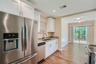 2534 Niskey Lake Rd SW in Atlanta, GA - Building Photo - Building Photo