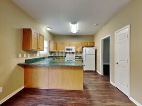 423 Brownstone St in Mount Juliet, TN - Building Photo - Building Photo