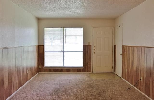 104 George Hopper Rd in Midlothian, TX - Building Photo - Building Photo
