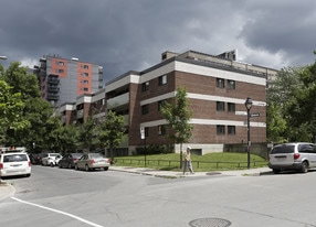 Habitations Saint-André in Montréal, QC - Building Photo