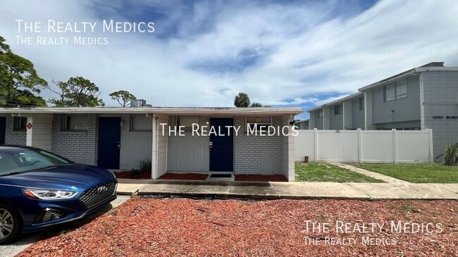 1010 N Fiske Blvd in Cocoa, FL - Building Photo - Building Photo