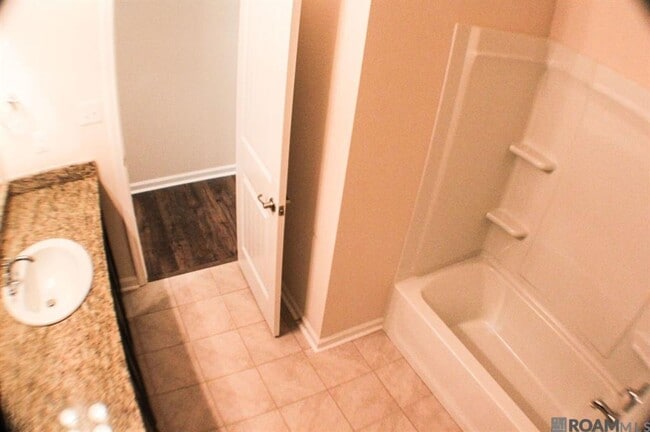 17609 Eagles Perch Dr in Prairieville, LA - Building Photo - Building Photo