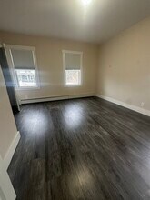 105 Elm St in Gardner, MA - Building Photo - Building Photo