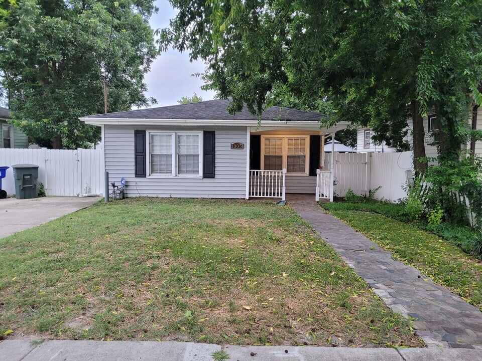 1305 37th St in Norfolk, VA - Building Photo