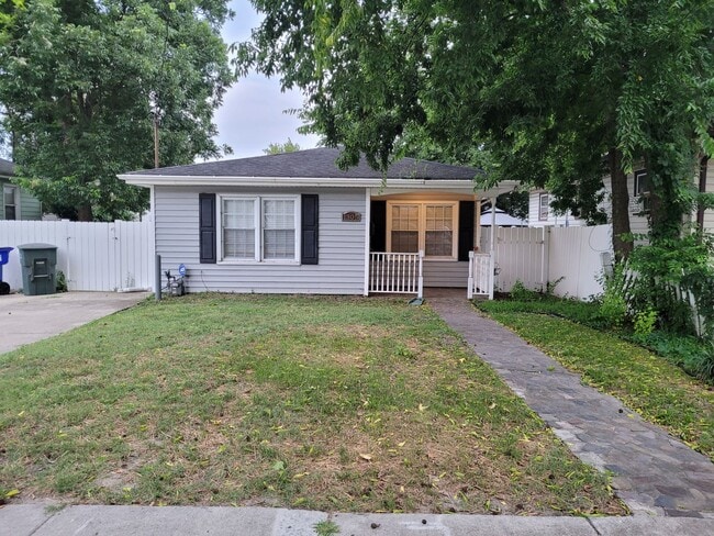 property at 1305 37th St