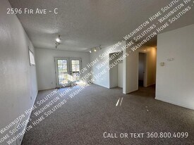 2596 Fir Ave in Bremerton, WA - Building Photo