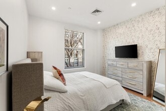 45 1st Ave in Boston, MA - Foto de edificio - Building Photo