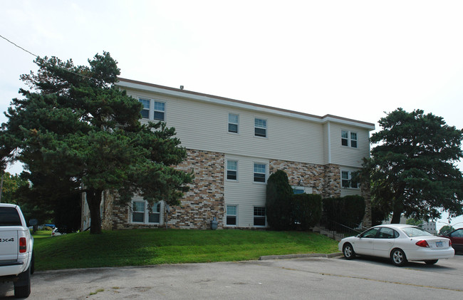 808 E 11th St in Des Moines, IA - Foto de edificio - Building Photo