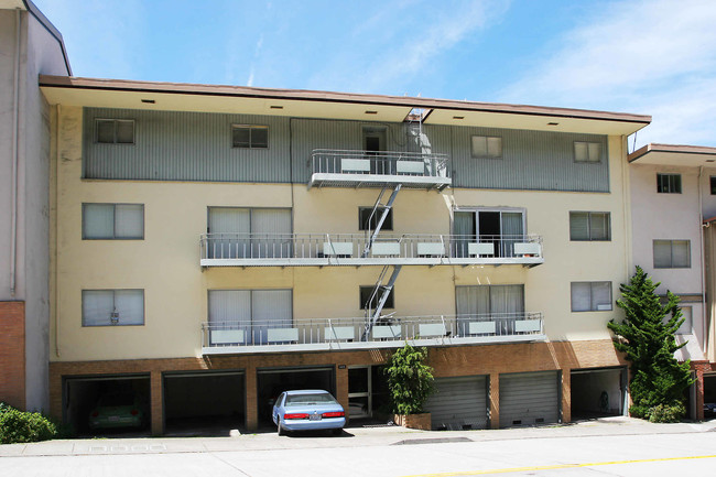 Forest Knolls in San Francisco, CA - Foto de edificio - Building Photo