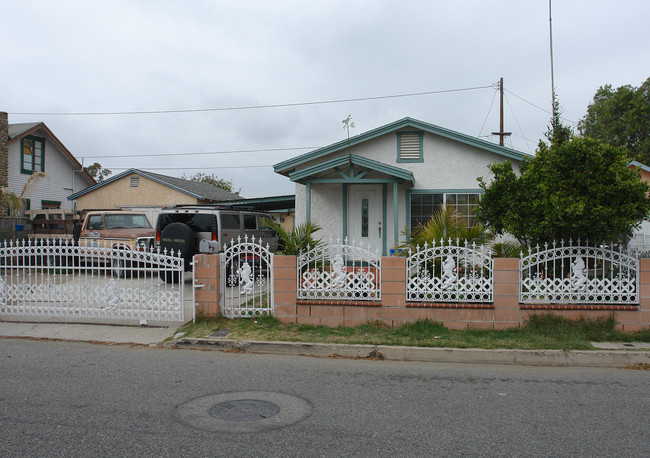 117 Forbes Ln in Ventura, CA - Building Photo - Building Photo