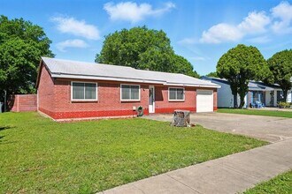 7908 Natalie Dr in Fort Worth, TX - Building Photo - Building Photo
