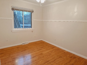 59415 Grand River Ave in New Hudson, MI - Foto de edificio - Building Photo