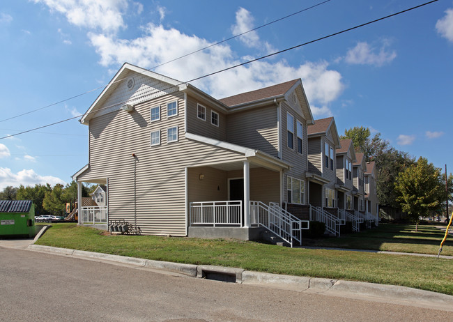 Curtis Homes in Topeka, KS - Building Photo - Building Photo