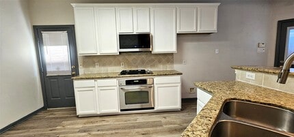 18411 Autumn Park Dr in Houston, TX - Building Photo - Building Photo