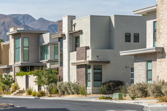 Vibe in Palm Springs, CA - Foto de edificio - Building Photo