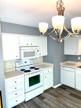 1945 NW 90th St in Clive, IA - Building Photo - Building Photo