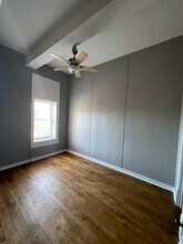 19 W Central St, Unit 1 in Chippewa Falls, WI - Foto de edificio - Building Photo