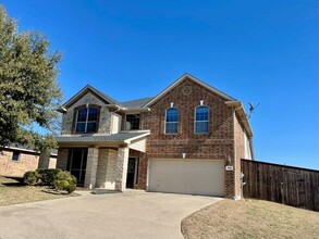105 Canyon Ct in Waxahachie, TX - Building Photo - Building Photo
