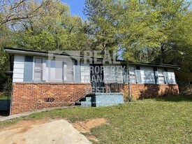 3436 Doster Way in Macon, GA - Building Photo