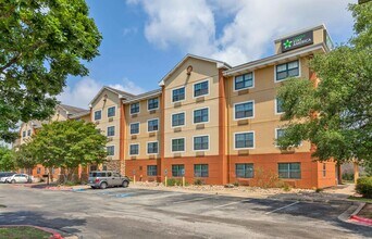 Furnished Studio-Austin - Southwest in Austin, TX - Building Photo - Building Photo