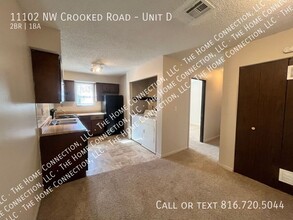 11102 NW Crooked Rd-Unit -Unit D in Parkville, MO - Building Photo - Building Photo