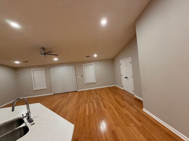 705 Veryfine Dr in Fountain Inn, SC - Building Photo - Building Photo