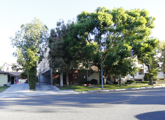 461 W California Ave in Glendale, CA - Foto de edificio - Building Photo