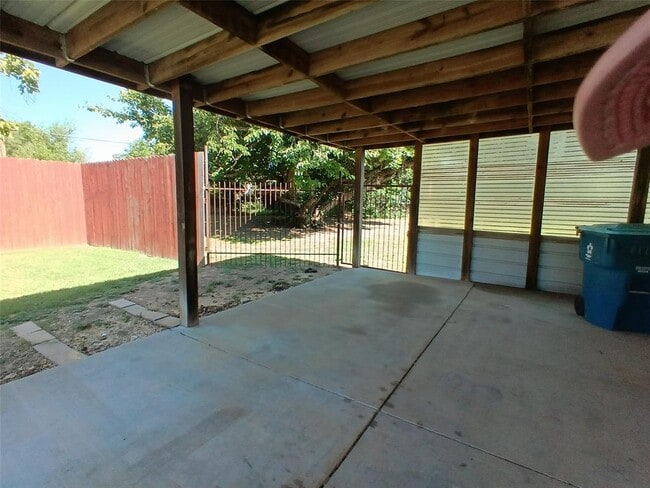 512 Adair Blvd in Midwest City, OK - Building Photo - Building Photo