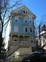 94 Hillside St, Unit 1