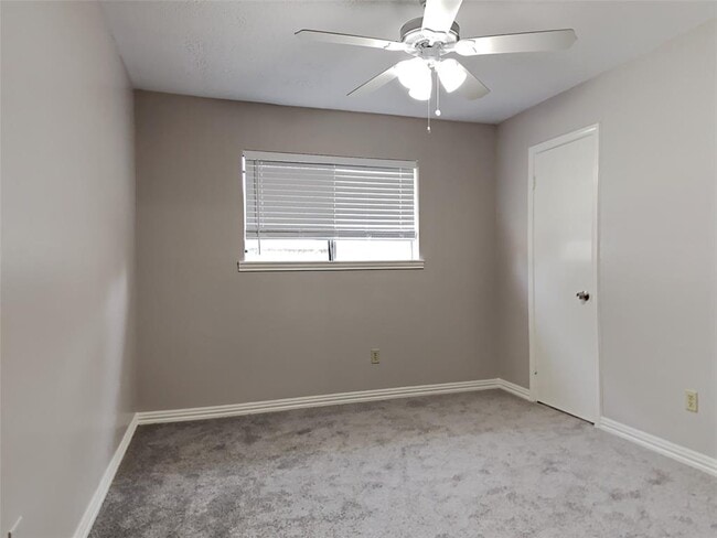 6639 Maczali Dr in Missouri City, TX - Building Photo - Building Photo