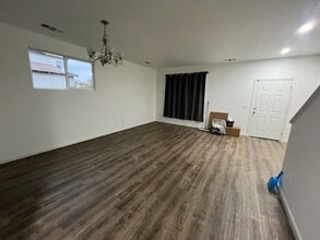 2020 Golden Way in Dinuba, CA - Building Photo - Building Photo